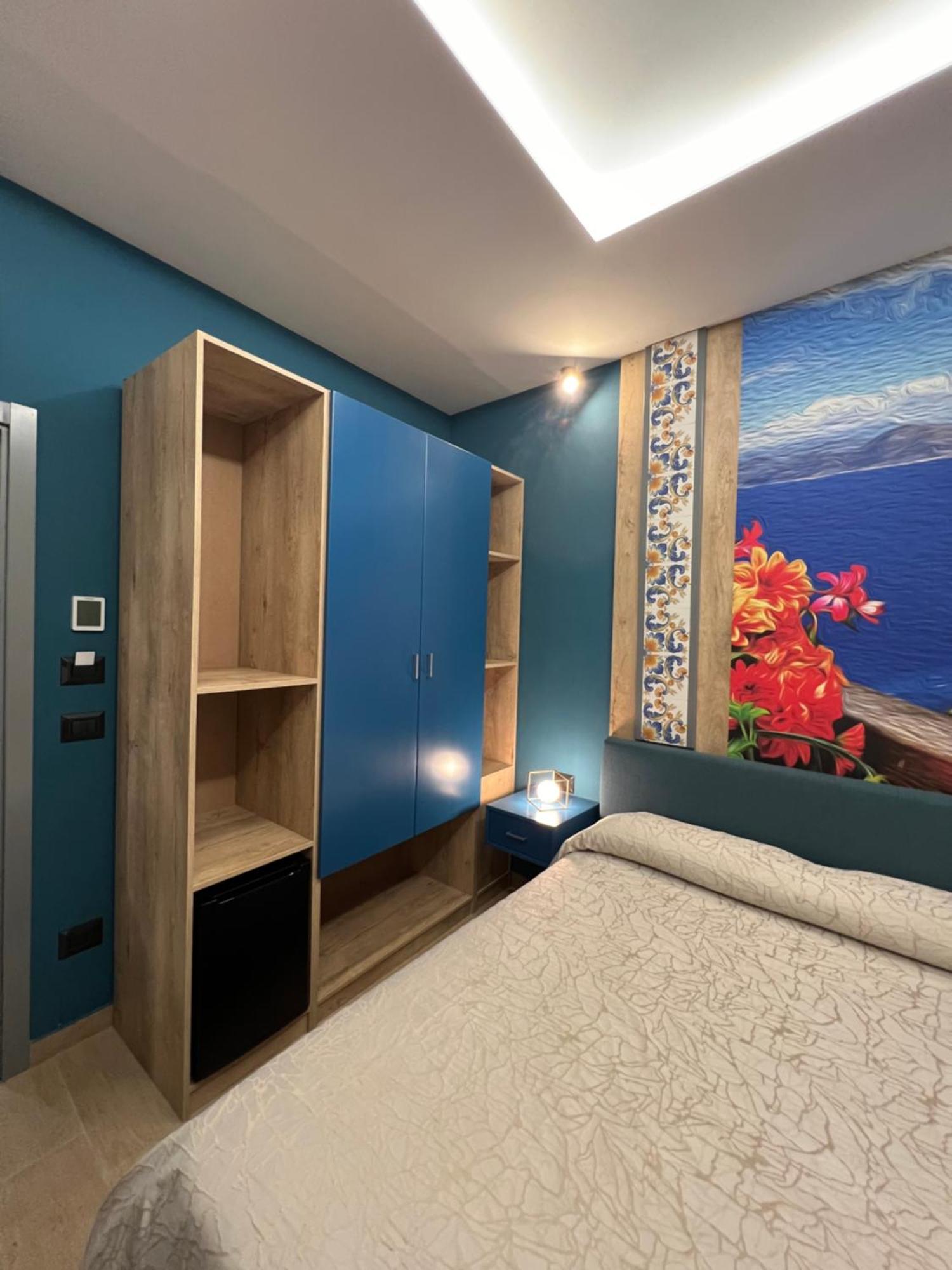 Relais Piazza Del Plebiscito B&B Napoli Bagian luar foto