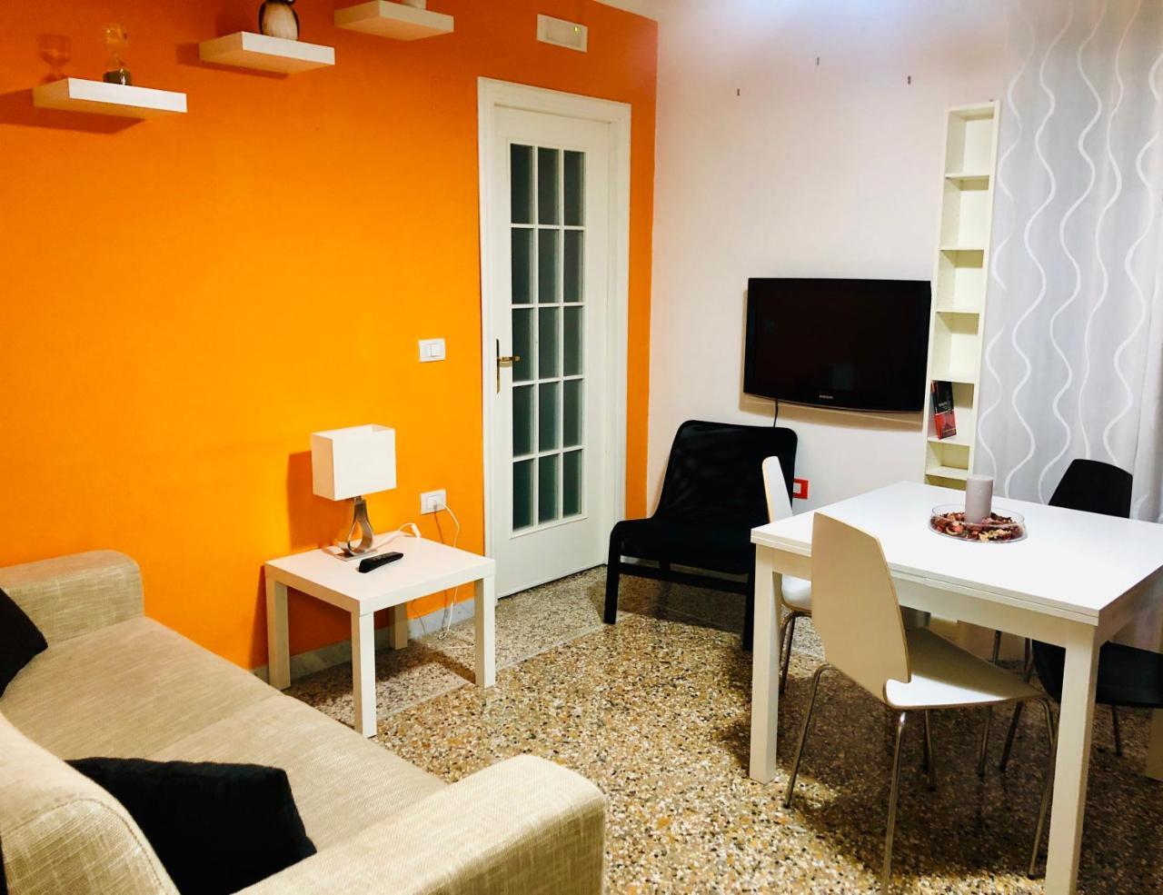 Relais Piazza Del Plebiscito B&B Napoli Bagian luar foto